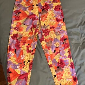 Talbots Stretch Floral Women’s Bottoms - Multicolor